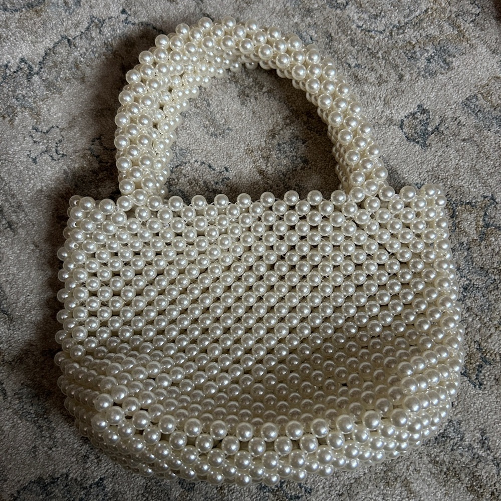 Small Pearl Purse